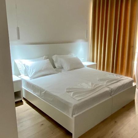Violet's Boutique Apartments Saranda Extérieur photo