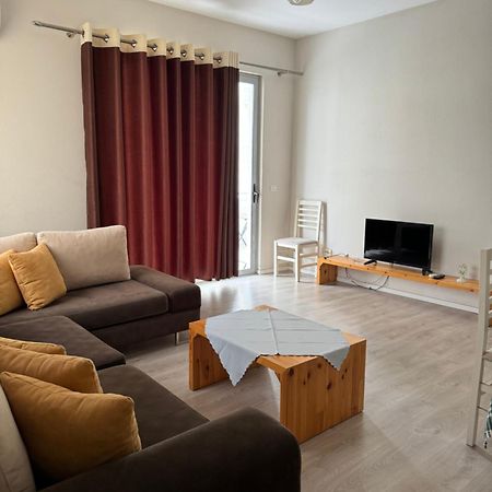 Violet's Boutique Apartments Saranda Extérieur photo