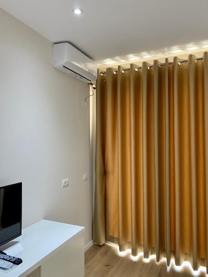 Violet's Boutique Apartments Saranda Extérieur photo