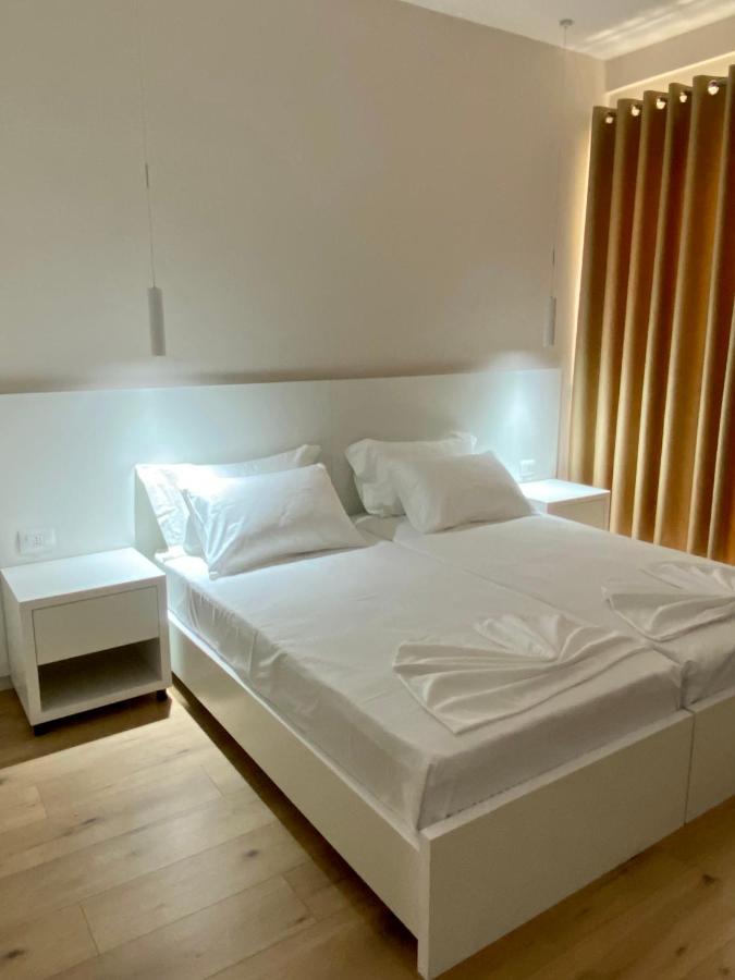 Violet's Boutique Apartments Saranda Extérieur photo