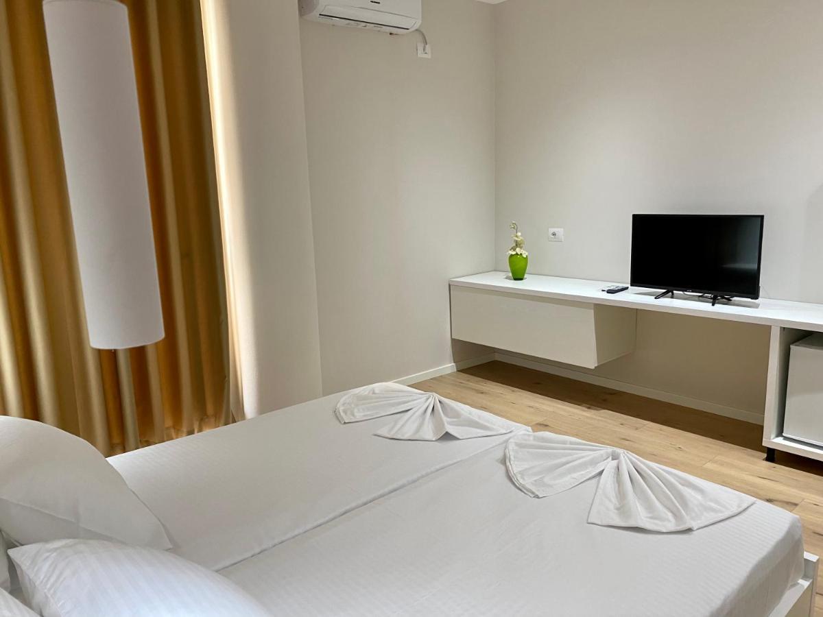 Violet's Boutique Apartments Saranda Extérieur photo