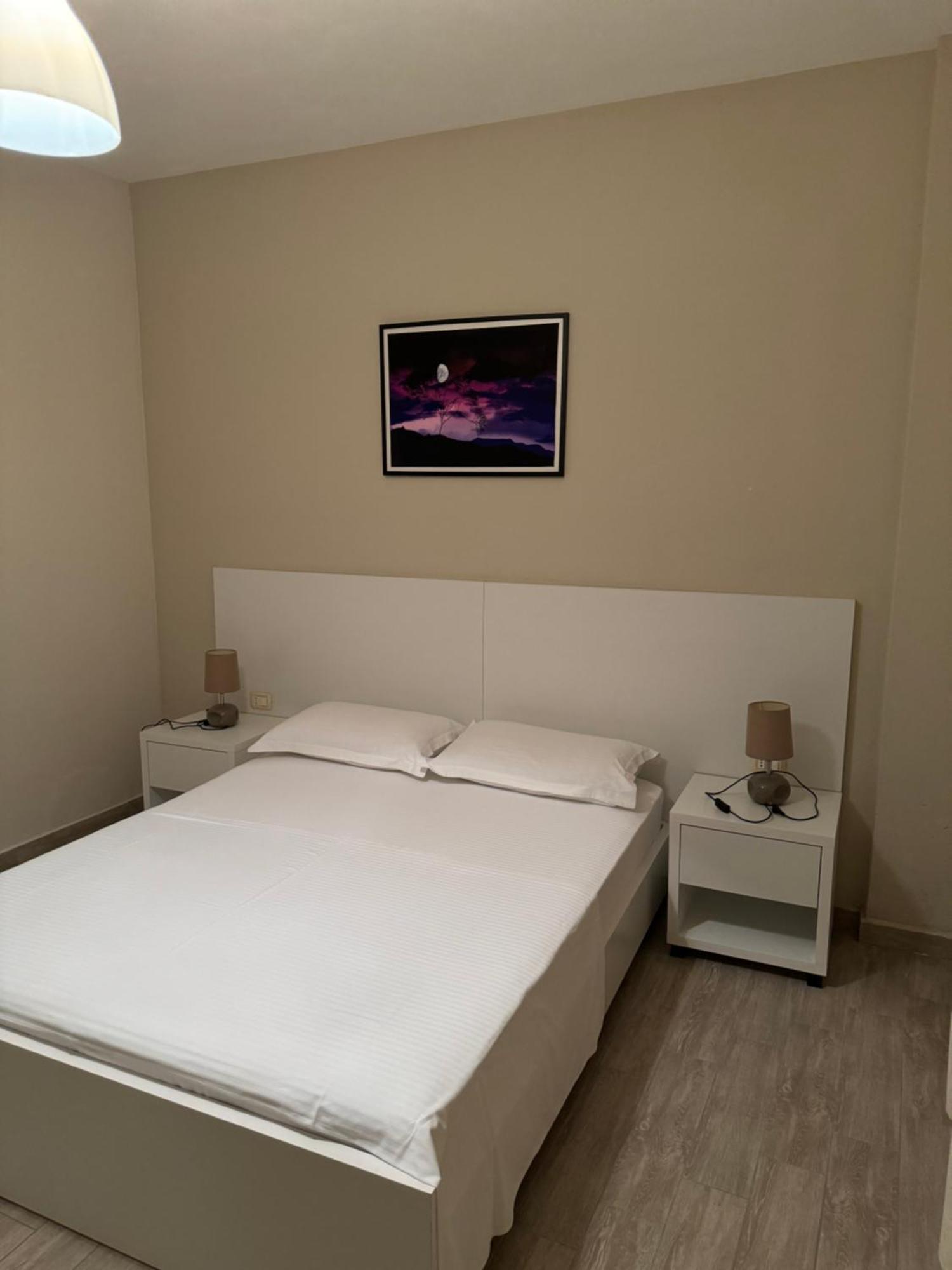 Violet's Boutique Apartments Saranda Extérieur photo