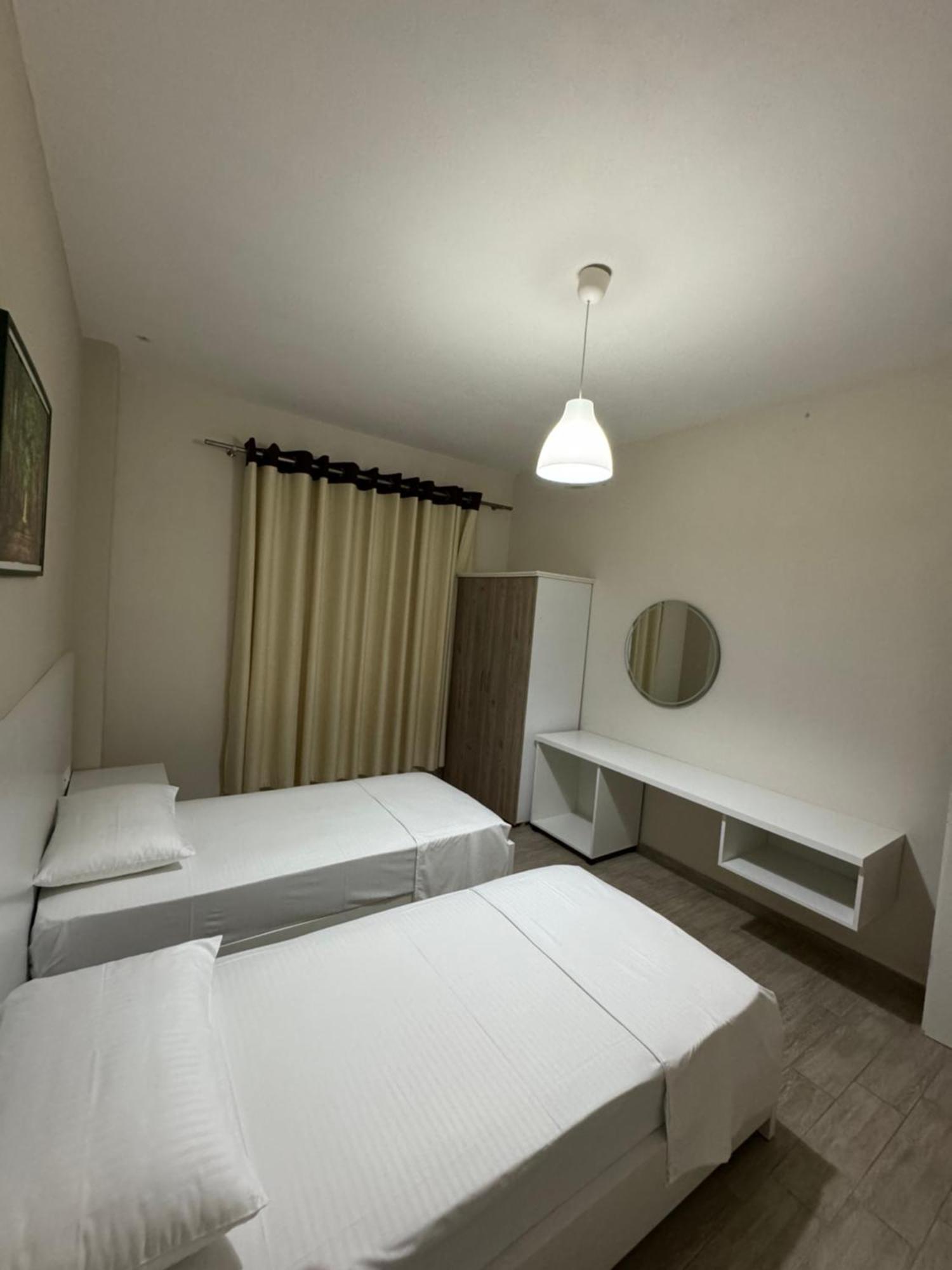 Violet's Boutique Apartments Saranda Extérieur photo