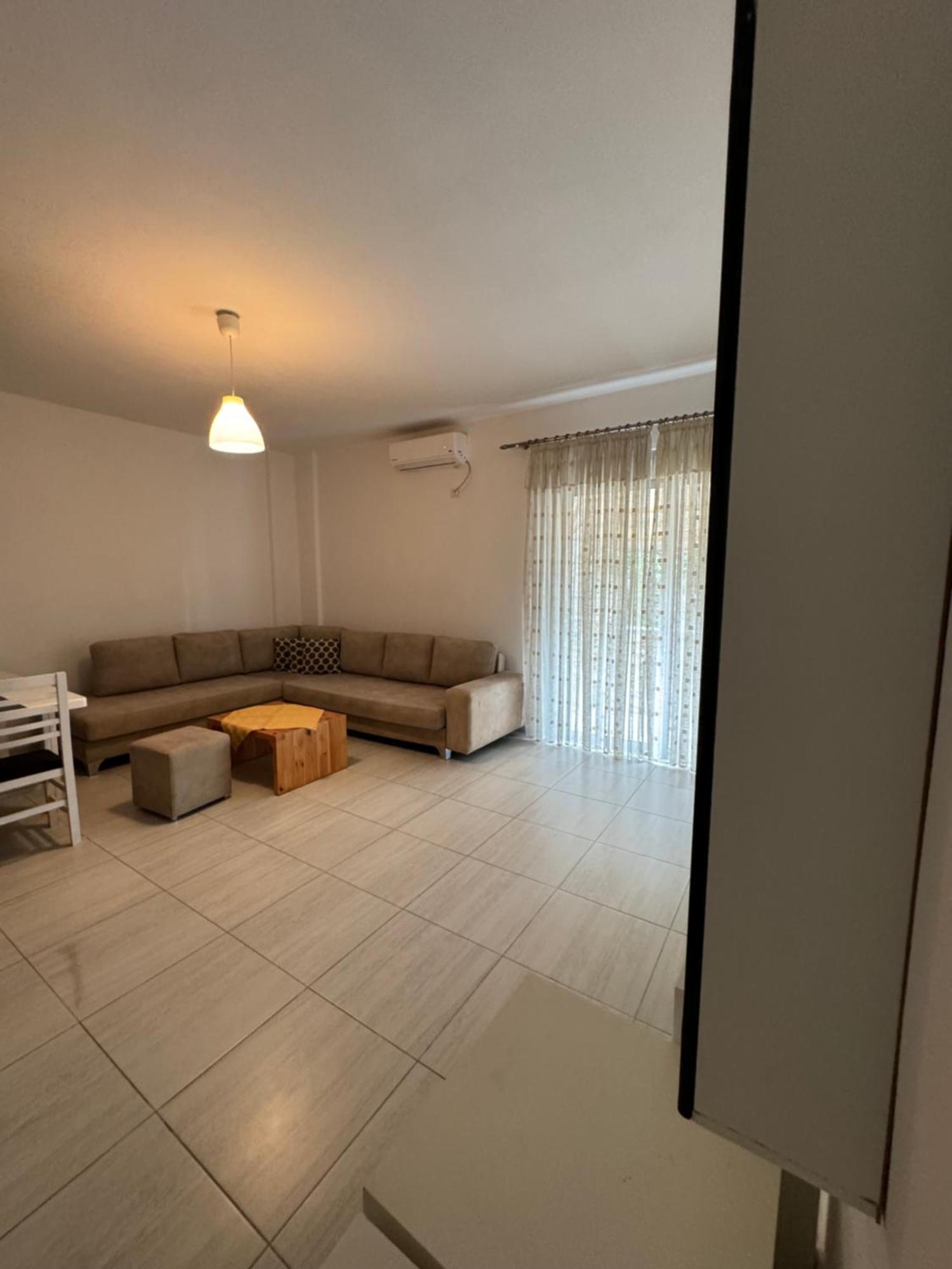 Violet's Boutique Apartments Saranda Extérieur photo